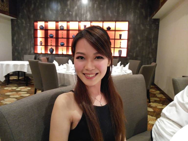 The pretty Joyce shot with the rear camera