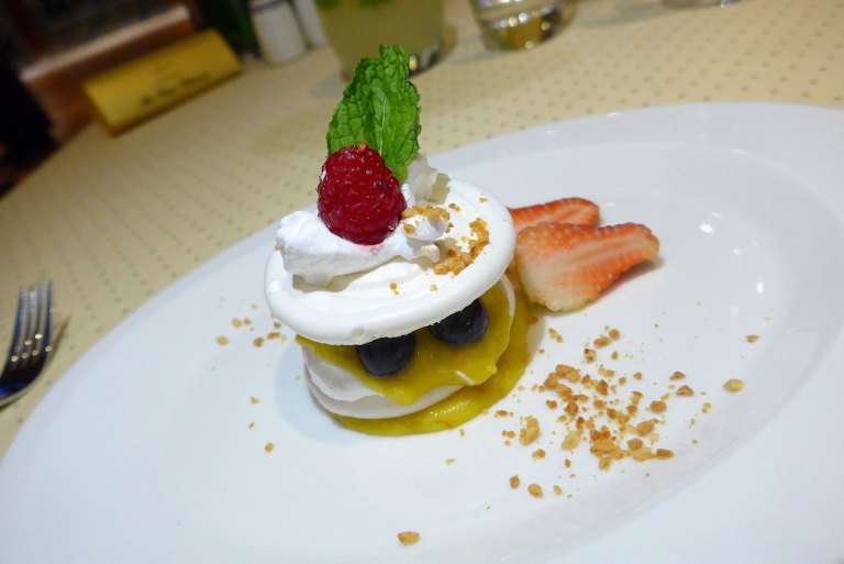 Dessert - Pavlova with Fresh Berries and Whipped Gravenberger Apples