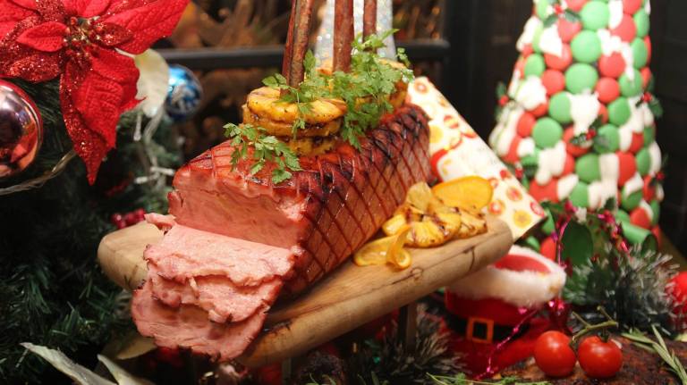 Honey-glazed Turkey Ham with Caramelized Sarawakian Pineapple