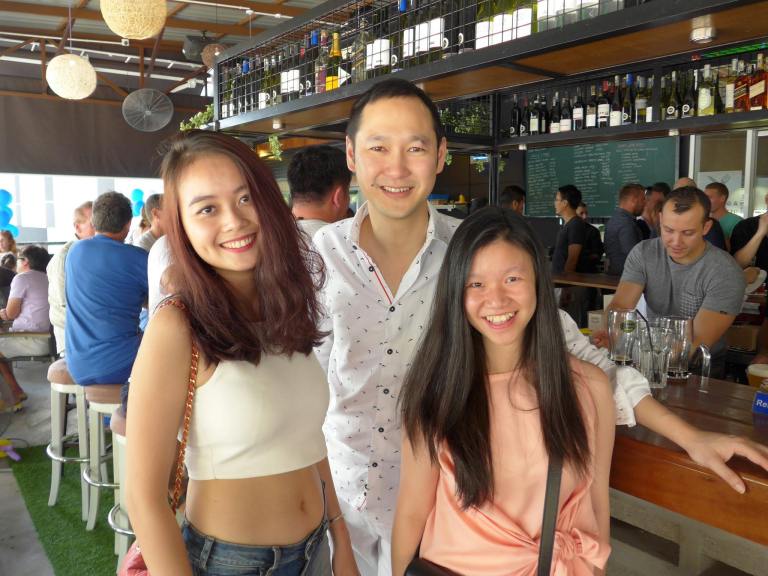 Spotted Dax Lee with some cuties