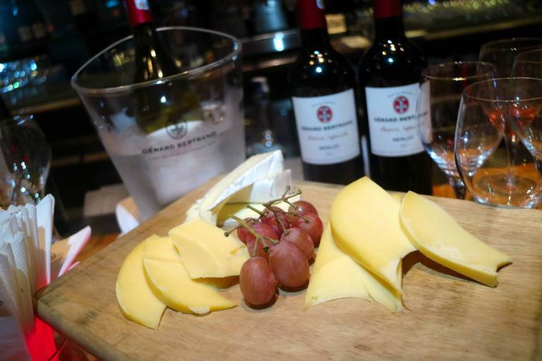 Lots of food reviews like the food and wine pairing at Villa Danieli