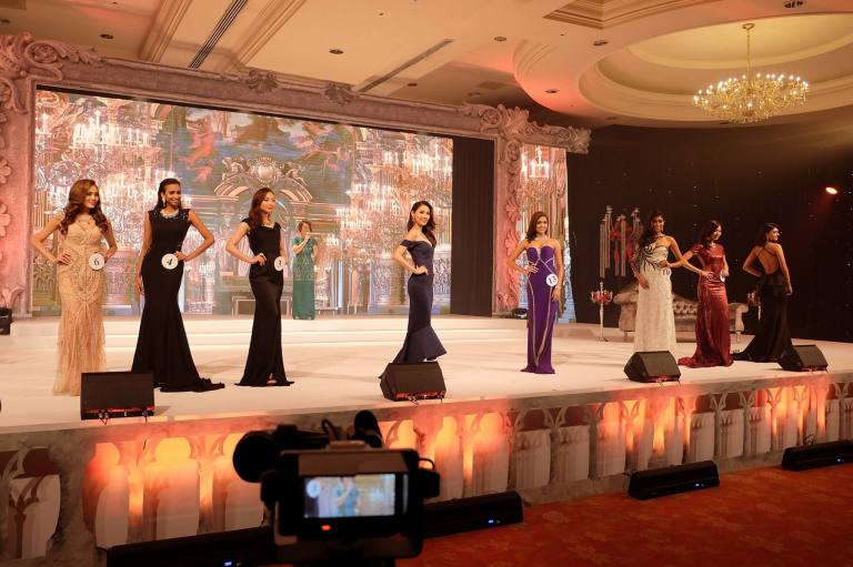 The top 8 finalists - Alicia Tan, Cindy Ng, Dhivya Dhyana, Jennifer Ling, Kiran Jassal, Lina Soong, Nisha Sema and Swarna Naidu