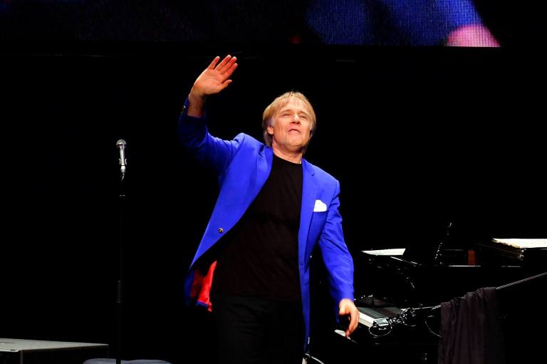 I'm quite happy with how they turned out. I shot this from 200 feet away.