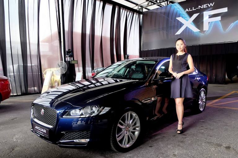 Jaguar XF 2016 (2)