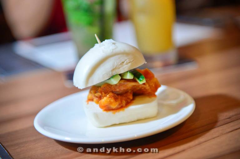 Mantou Buttermilk Fried Chicken - RM 9