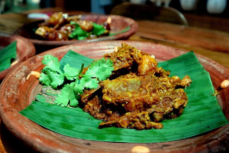 Pork Ribs Curry