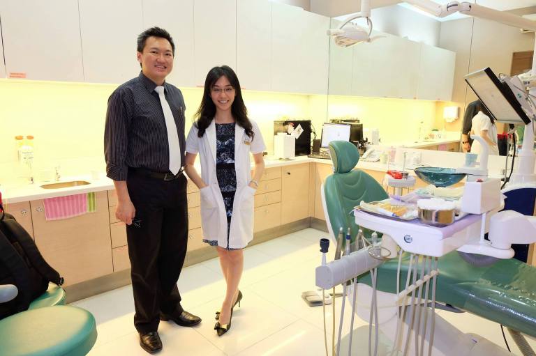 With my pretty and capable dentist Dr. Caryn Fung. She is a dental surgeon and is a member of American Academy of Cosmetic Dentistry (USA) with a Certificate of Aesthetic Continuum from UCLA.