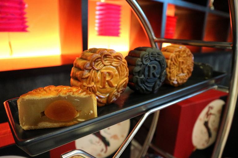 Renaissance Kuala Lumpur Hotel Mooncake (4)
