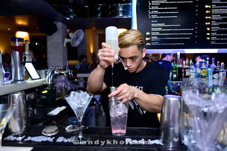 SkyBar Traders Hotel Kuala Lumpur (11)