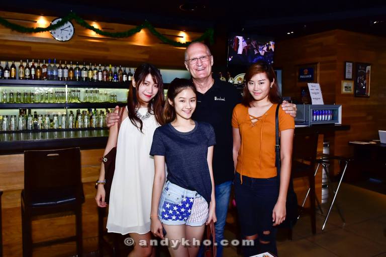 Chef Helmut with the girls