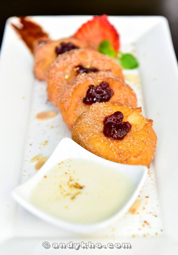 Apple Fritters - RM26.00