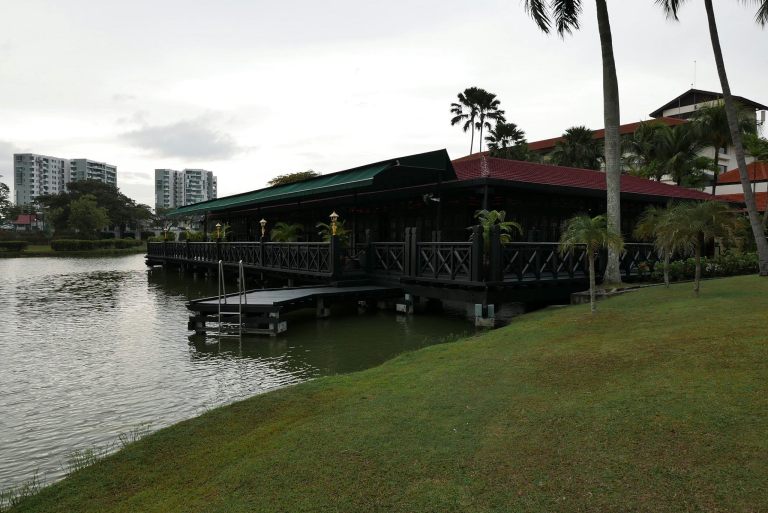 This was where Senja was previously located but it has now been taken over by the hotel's Chinese restaurant Ti Chen