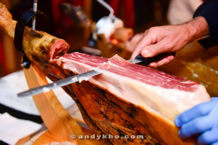 It takes a super steady hand with years of practise to get the slices paper thin!