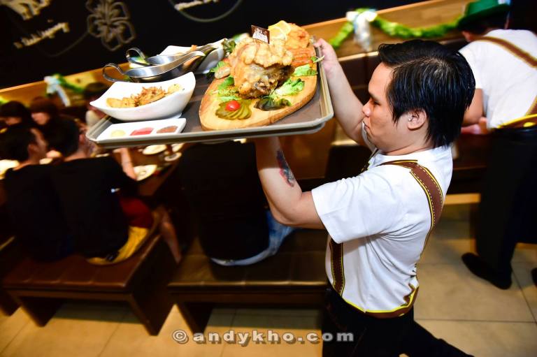 oktoberfest-brotzeit-mid-valley-4