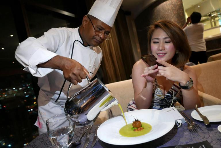 samplings-on-the-fourteenth-berjaya-times-square-migf-16