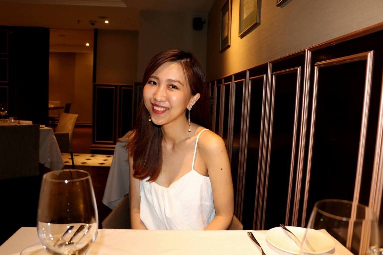 But I always feel that the full test of a camera's capabilities are in low lighting situations such as indoors in a romantic restaurant. I used the Night Portrait mode for this shot and while most girls hate photographers using direct flash I must say that the flash was not too harsh and the colours were pretty acceptable (although I think a bounced flash would still be much nicer).