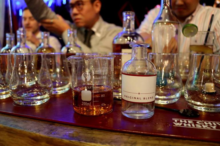chivas-whisky-lab-14