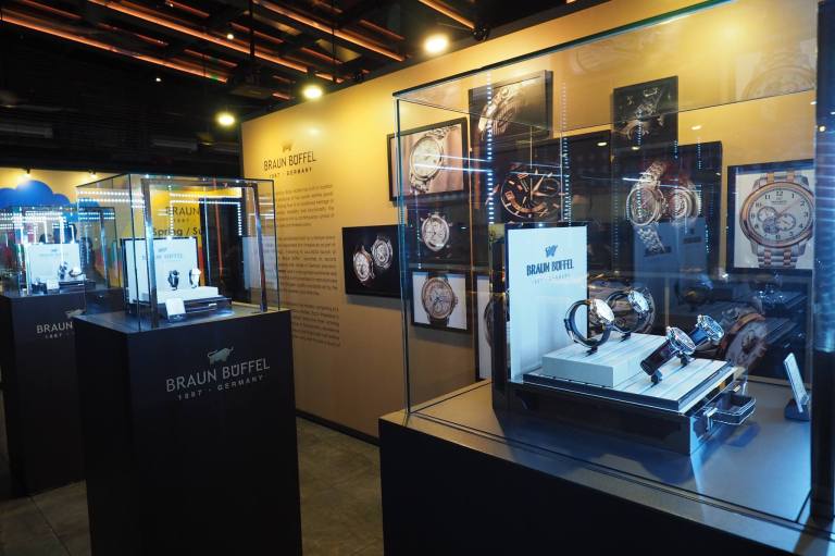 braun-buffel-malaysia-spring-summer-2017-1