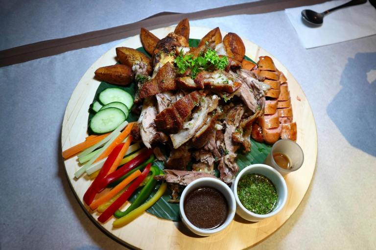 hoopla-desa-sri-hartamas-3