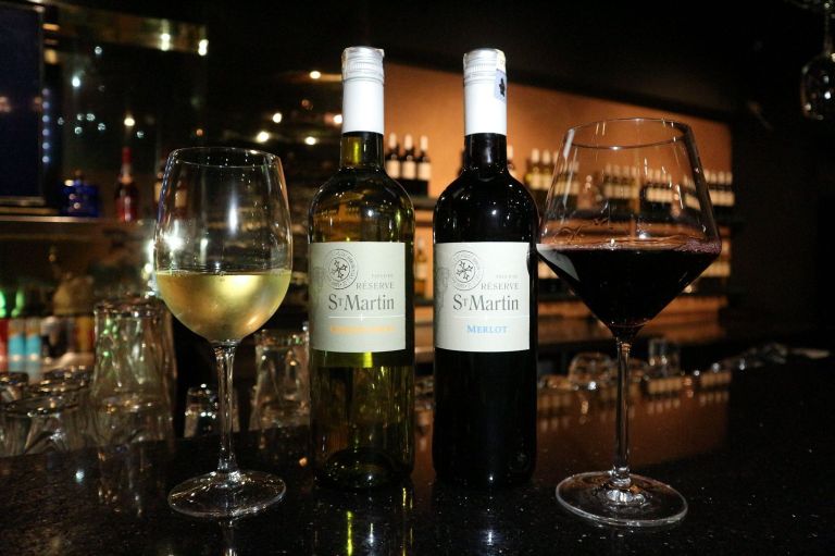 Starting off the night were red and white wines which Hoopla imports themselves