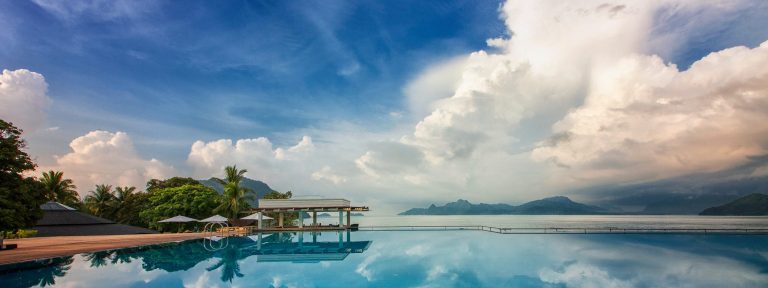 the-westin-langkawi-infinity-pool