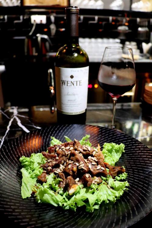 private-room-taman-tun-dr-ismail-kuala-lumpur-13