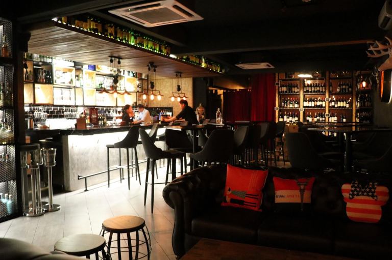 private-room-taman-tun-dr-ismail-kuala-lumpur-5