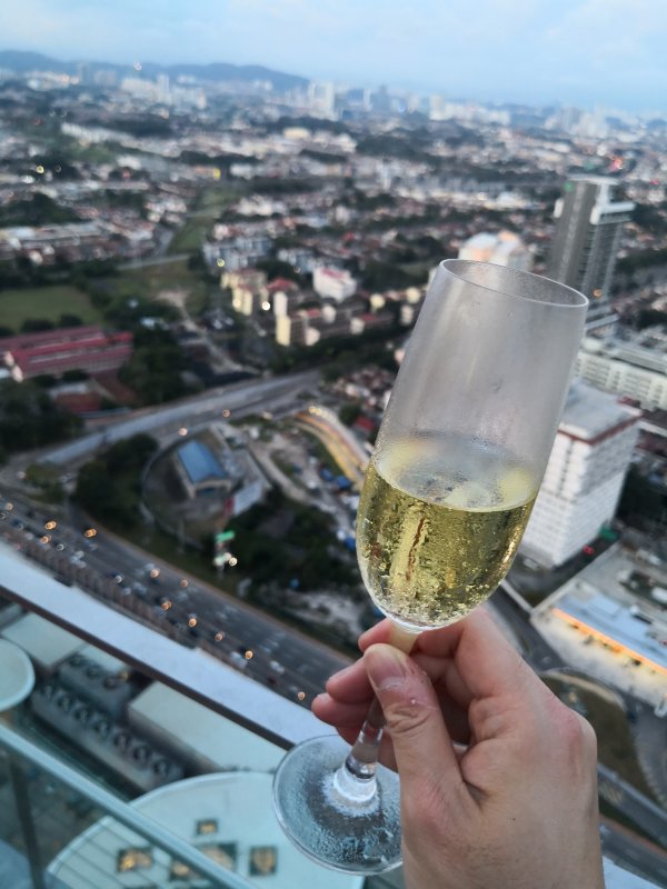 43712989_10157754250050278_482425763367223296_o