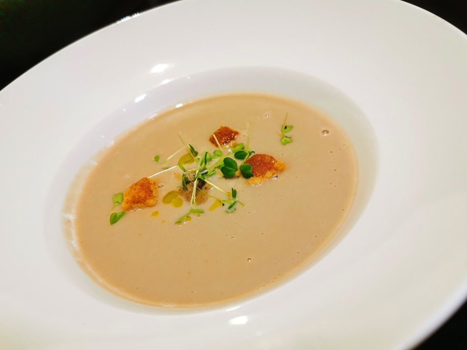 Soup of Jerusalem artichoke at Bref by Darren Chin