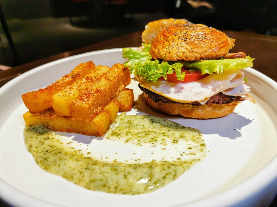 Signature Wagyu Burger at Bref by Darren Chin