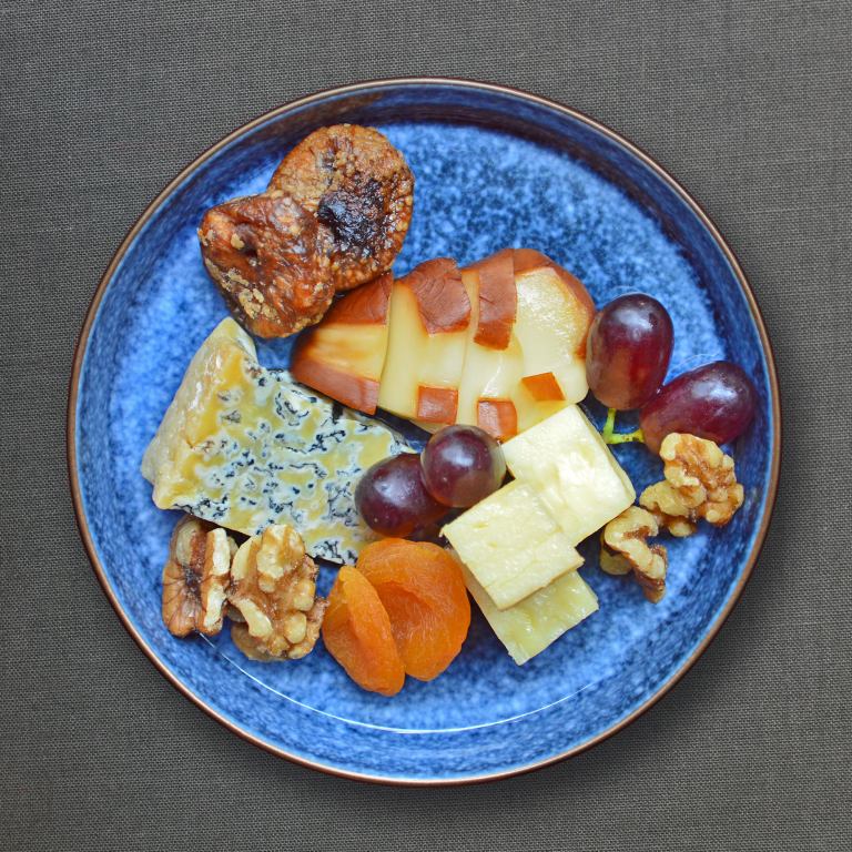 Assorted Cheese Platter 