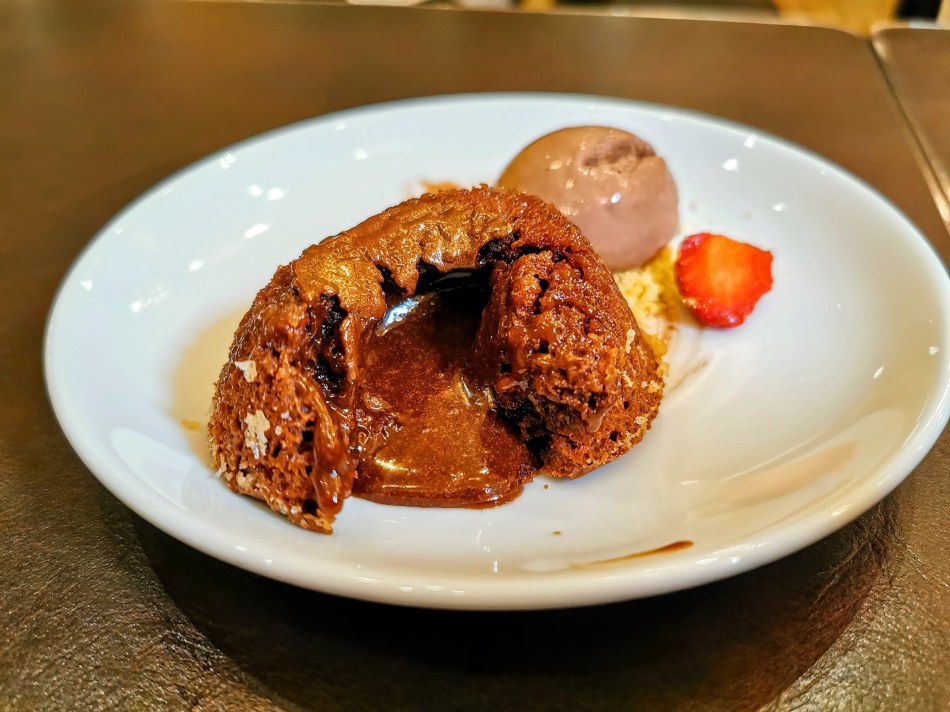 Chocolate lava cake