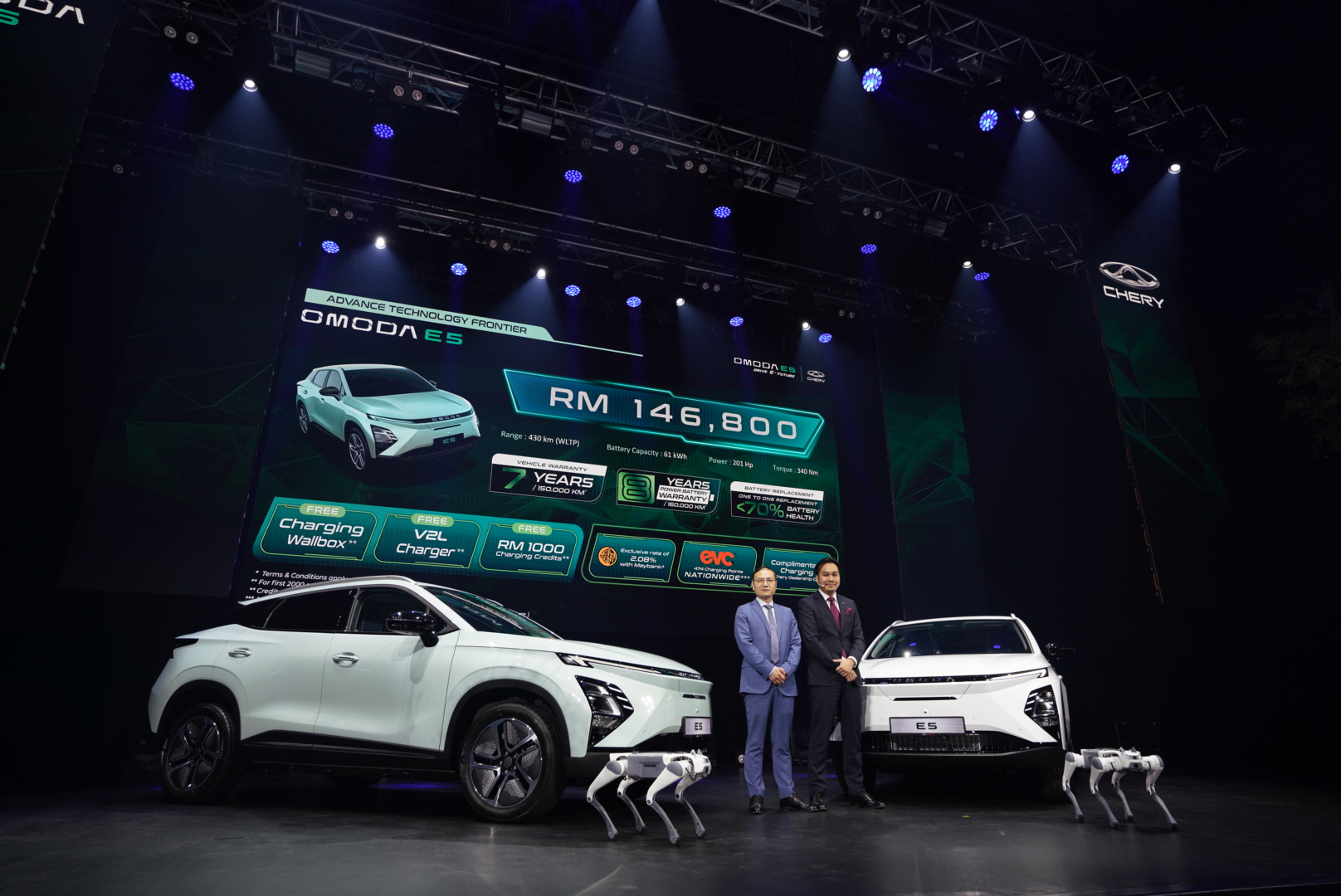 Leo Chen, President Chery Malaysia and Lee Wen Hsiang,Vice President Chery Malaysia