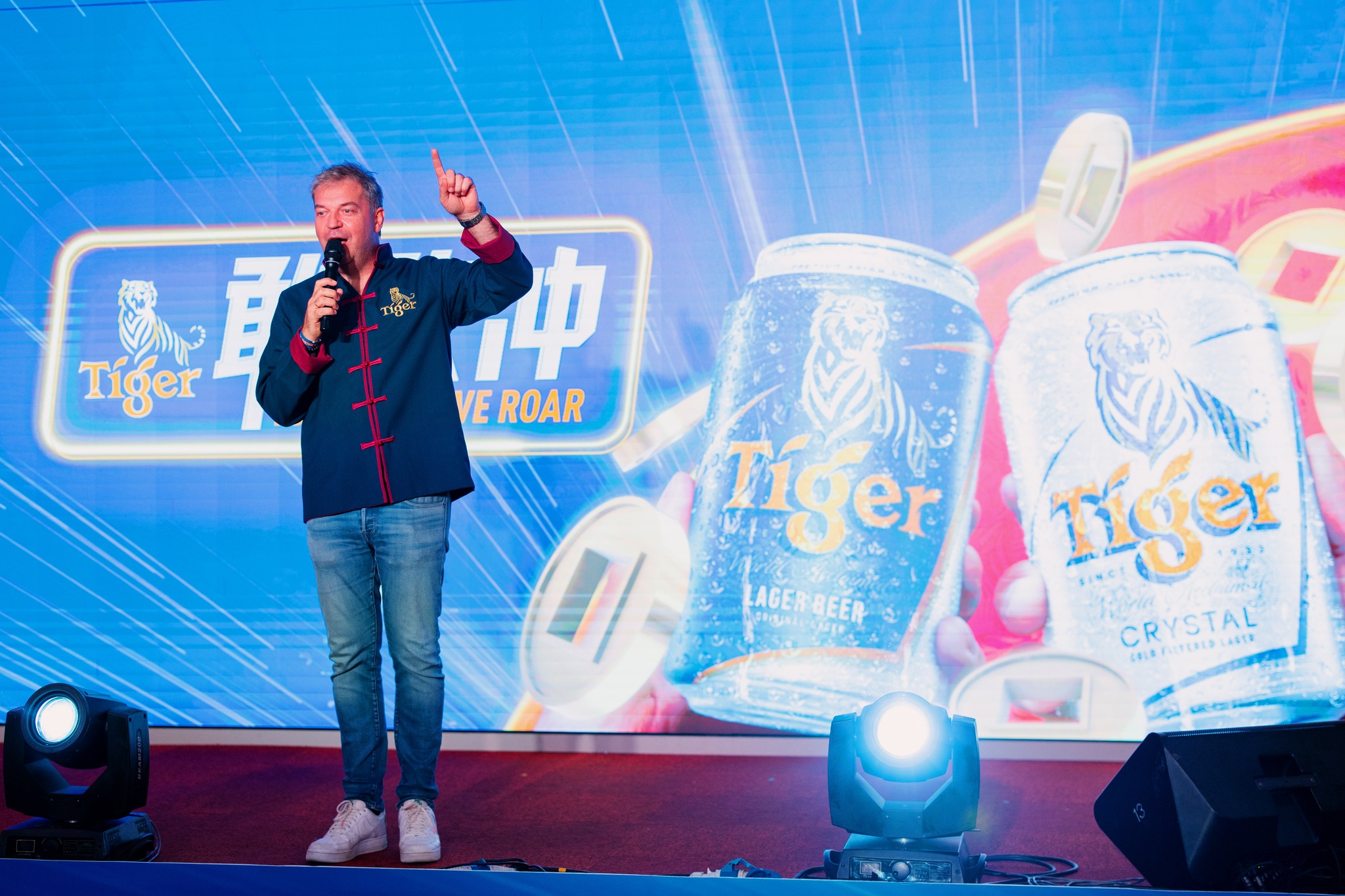 Martijn van Keulen, Managing Director of HEINEKEN Malaysia delivering his speech at the media launch dinner