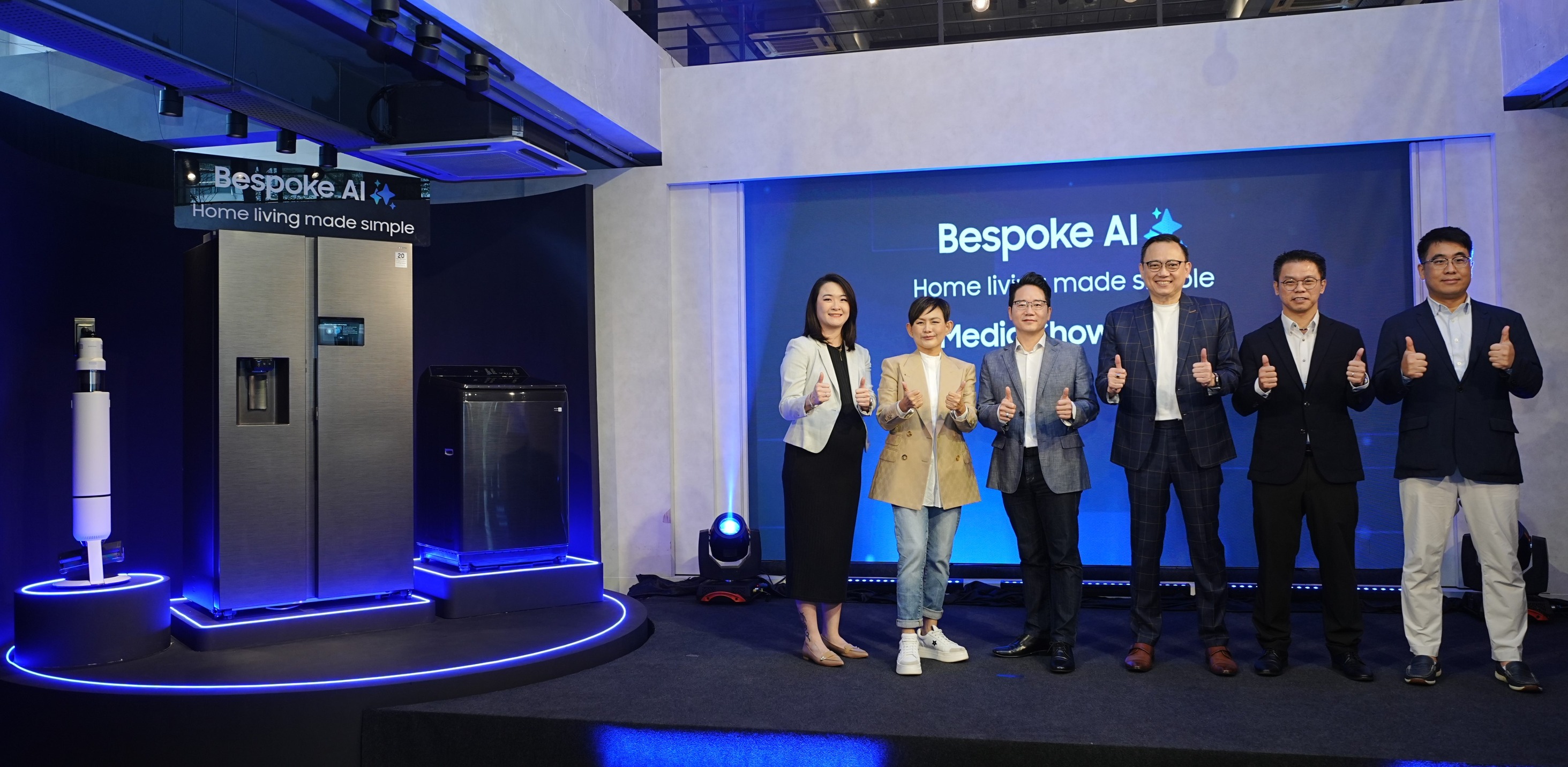 Michele Tan, Head of Product Marketing, Home Appliances; Elaine Soh, Chief Marketing Officer,; Charles Kim, President of; Steven Koh, Head of Consumer Electronics; Luin Tan, Head of Home Appliances; and Tedd Kim, Business Director of Home Appliances at the launch of Samsung Malaysia Electronics’ Bespoke AI Home Appliances.