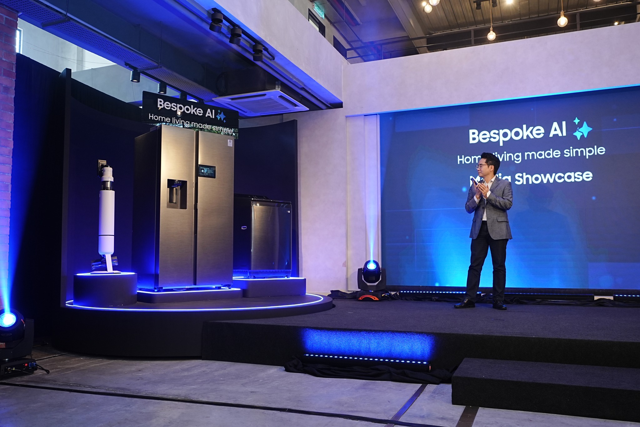Charles Kim, President of Samsung Malaysia Electronics officially unveiling the latest Bespoke AI Home Appliances lineup.
