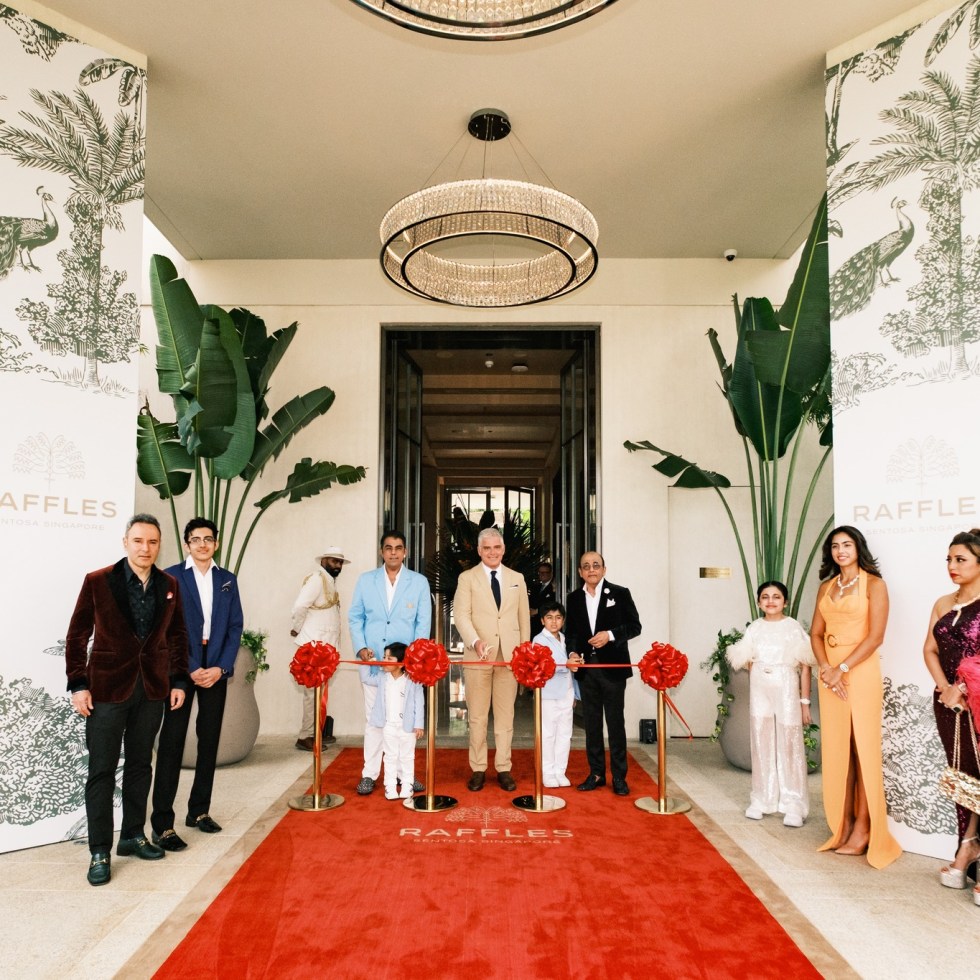 Mr. Omer Acar and the owners of Royal Group