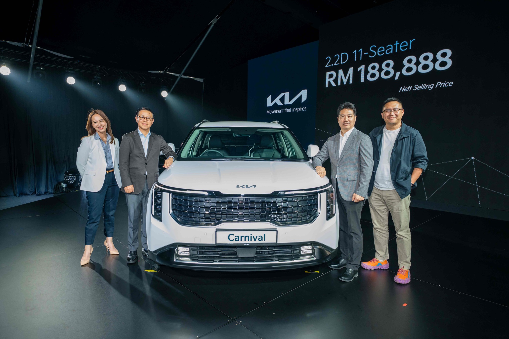 Kia Sales Malaysia Managing Director, Emily Lek; Kia Asia Pacific President & CEO, Kiseok Ahn (Mr Ahn); Kia Sales Malaysia President & CEO, Hyung Ho Kim; Kia Sales Malaysia Product Manager, Faiz Bahruddin.
