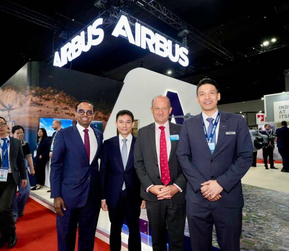 From the left Anand Stanley, President Asia Pacific, Airbus, Zakir Hamid, Head of Region Asia Pacific, Airbus Defence and Space, Vincent Dubrule, Senior Vice President, Head of Asia Pacific, Airbus Helicopters, and Burhan Noordin Ali, Airbus Country Representative , Malaysia