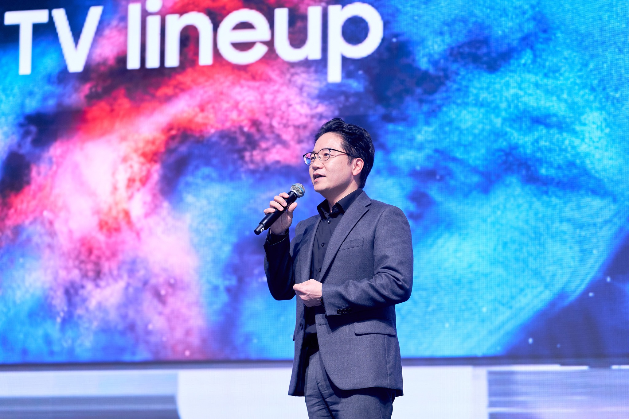Charles Kim, President of Samsung Malaysia Electronics, delivering his welcome note during The First Look 2026 Media Showcase
